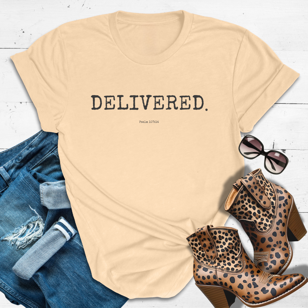 DELIVERED.™ Tee – Chains Don’t Get the Final Say